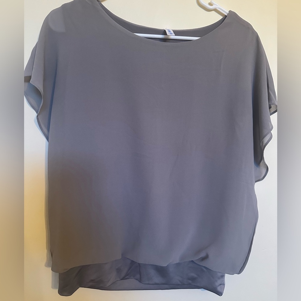 Gray Short Sleeve Blouse